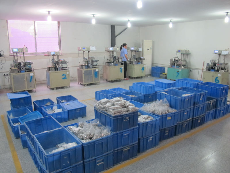 Shenzhen Hwalon Electronic Co., Ltd. خط إنتاج المصنع